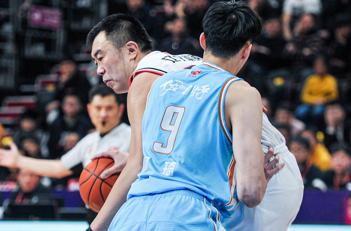 CBA常规赛倒计时,莱比锡清晨完成体检,细节引发关注,引发热议,纪律约束更严格的简单介绍 CBA常规赛倒计时,莱比锡清晨完成体检,细节引发关注,引发热议,纪律约束更严格的简单介绍